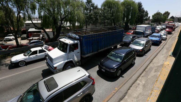 Hoy No Circula en CdMx y Edomex: Sanciones y Autos que Descansan este Domingo 4 de Enero 2026