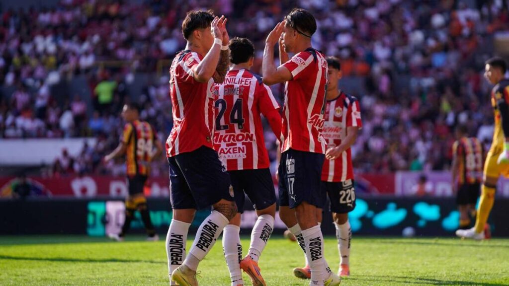 Chivas Conquista La Copa Pacífica Con Una Imponente Victoria Sobre Leones Negros