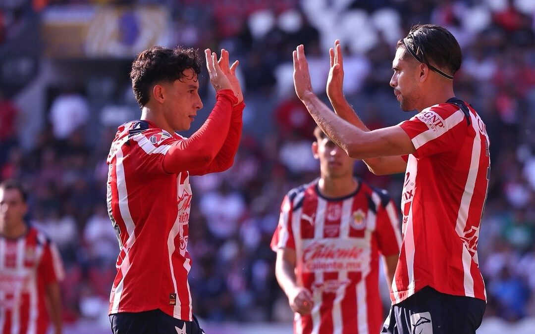 Chivas Brillan en la Copa Pacífica: Medalla de Bronce Tras una Exitosa Pretemporada