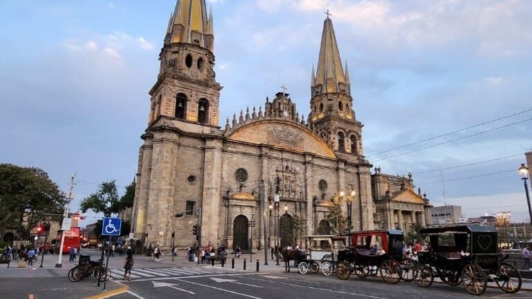 Pronóstico del Tiempo: Clima en Guadalajara para el 5 de Enero de 2025