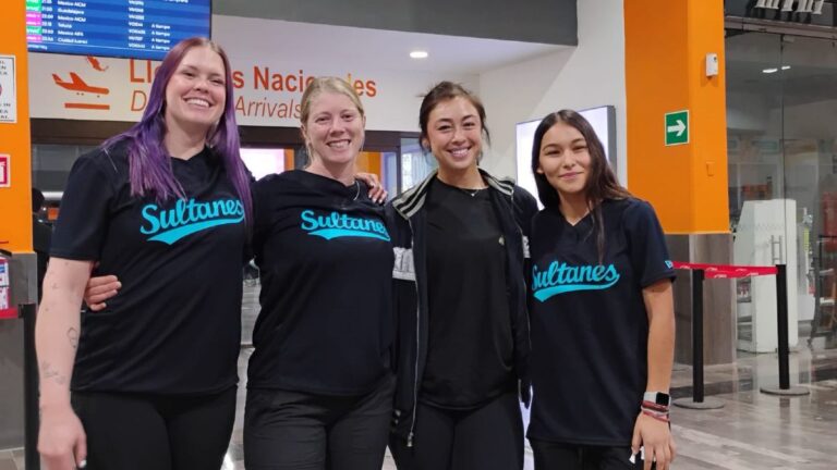 Llegada de refuerzos: Sultanes Femenil da la bienvenida a nuevas jugadoras y su manager en Palm Springs