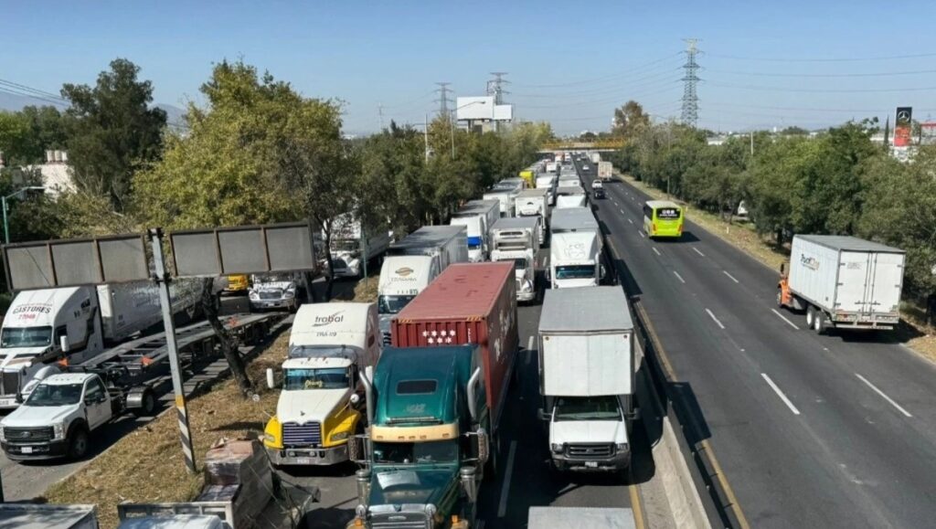 Actualizaciones En Vivo: Autopista México-Querétaro Hoy 5 De Enero Con Noticias De Tráfico Y Cierres