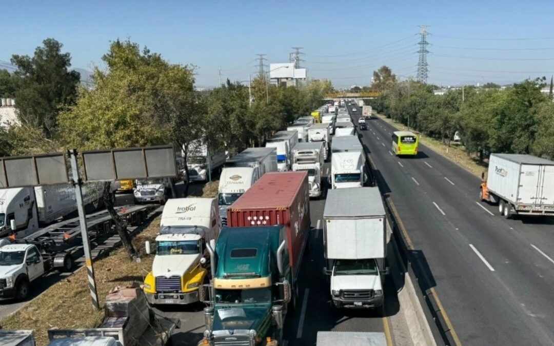 Actualizaciones en Vivo: Autopista México-Querétaro Hoy 5 de Enero con Noticias de Tráfico y Cierres