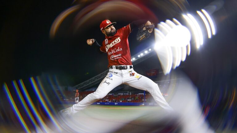 Naranjeros de Hermosillo Brillan en el Partido de Playoffs contra Charros de Jalisco
