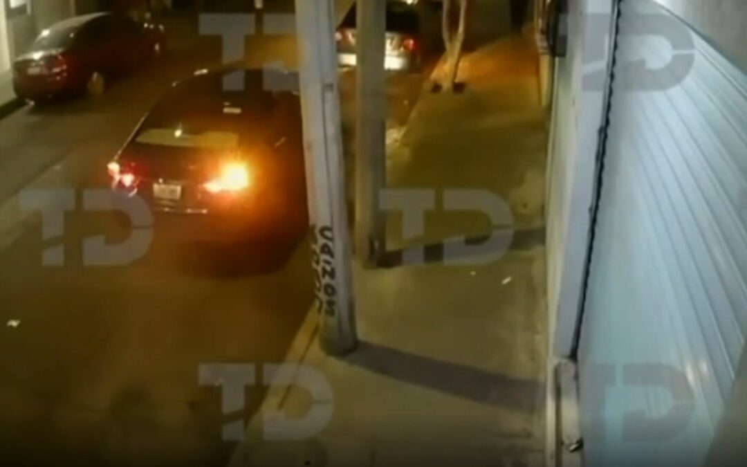 Iztapalapa: Gaby Huyó Tras Atropello de Roberto; Imágenes Reveladoras del Crimen