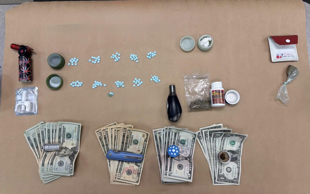 Hombre es arrestado por presunta posesión de drogas en Palm Desert