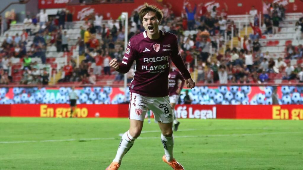 Cruz Azul Anuncia El Fichaje De Agustín Palavecino Para El Clausura 2026