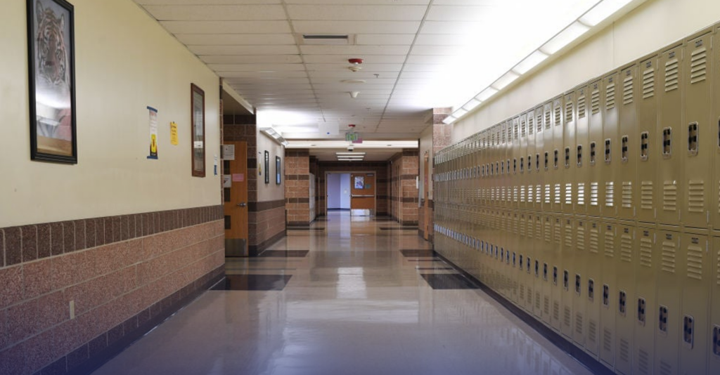 Aumento Salarial Históricos Para Maestros Y Empleados De Ecisd En 2025-2026