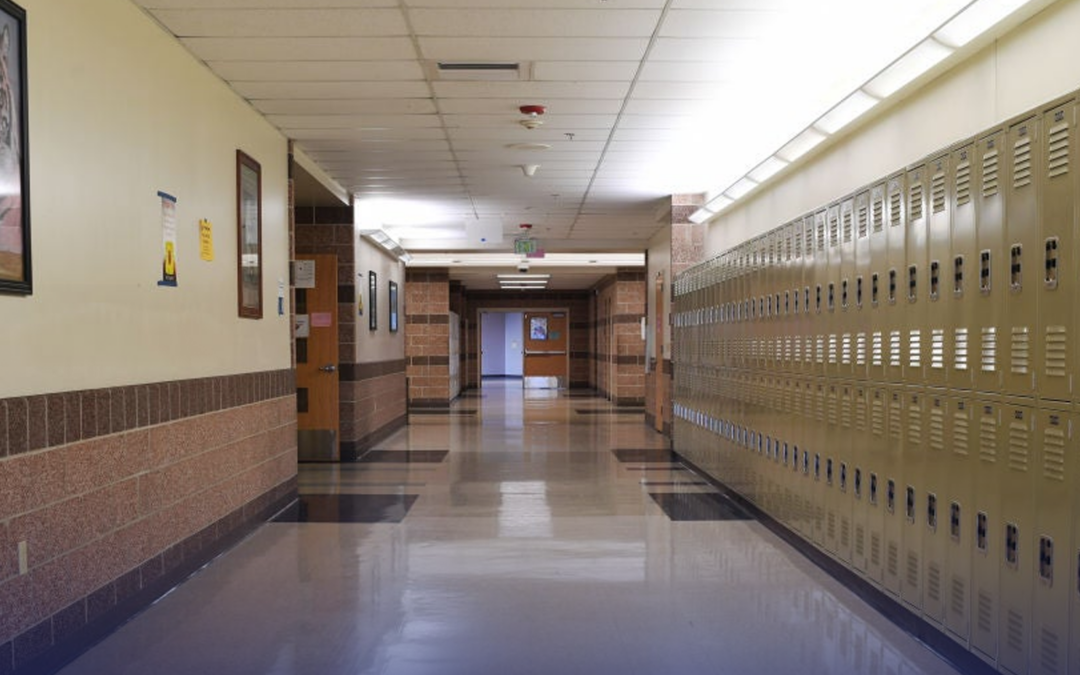 Aumento Salarial Históricos para Maestros y Empleados de ECISD en 2025-2026