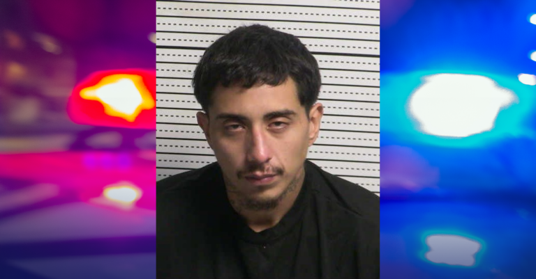 Arresto en Anthony: Hombre Dispara a Su Hermana y Otro Hombre con Escopeta