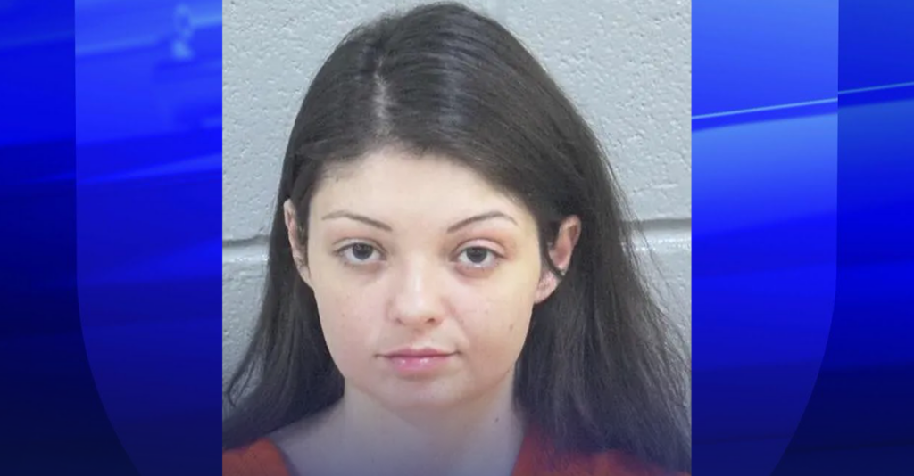 Arresto En Midland: Ana María Levario Acusada De Asalto Agravado A Su Madre