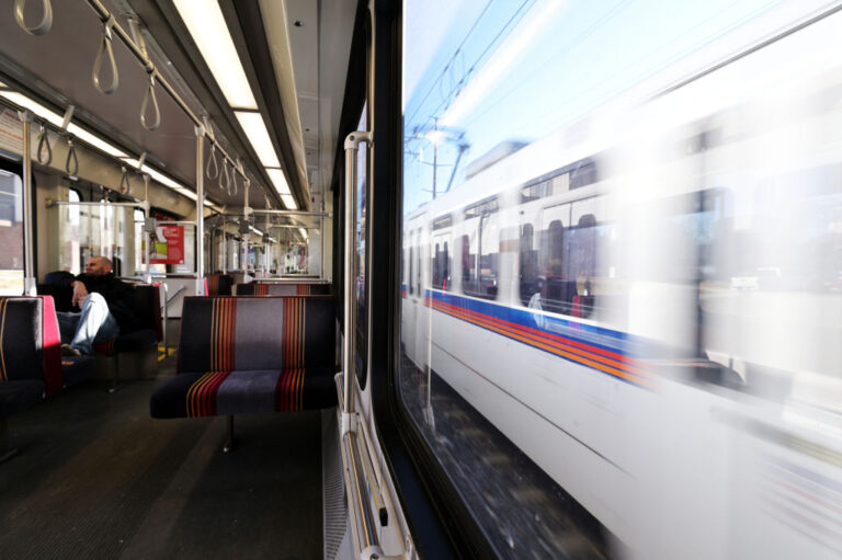 La caída de usuarios del transporte público RTD en Denver: un desafío persistente
