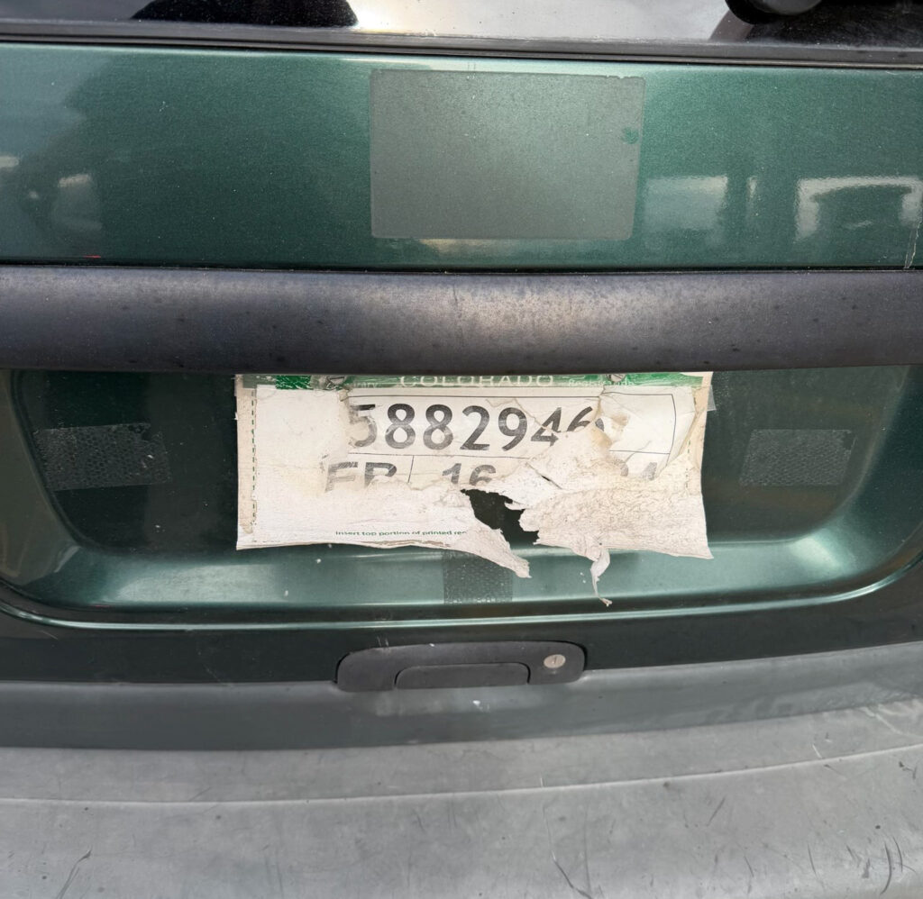 Consecuencias De Conducir Con Placas Vencidas En Colorado: Evita Multas Y Sanciones