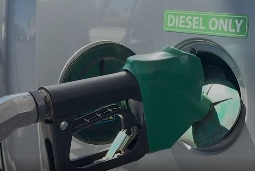 La Tendencia de Caída en el Precio de Gasolina en Nevada: ¿Qué la Impulsa?