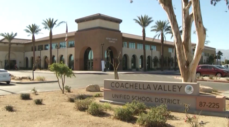 El Distrito Escolar Unificado del Valle de Coachella enfrenta cuestionamientos por propuestas de construcción de $6 millones