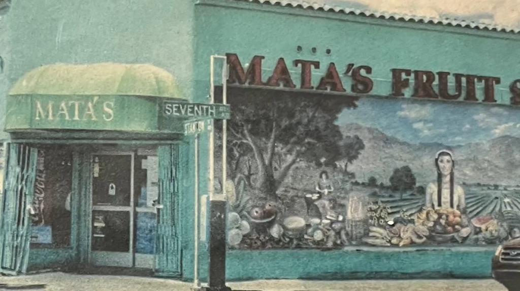 Mata’S Fruit Store: El Sabor Fronterizo Que Une Familias En El Paso