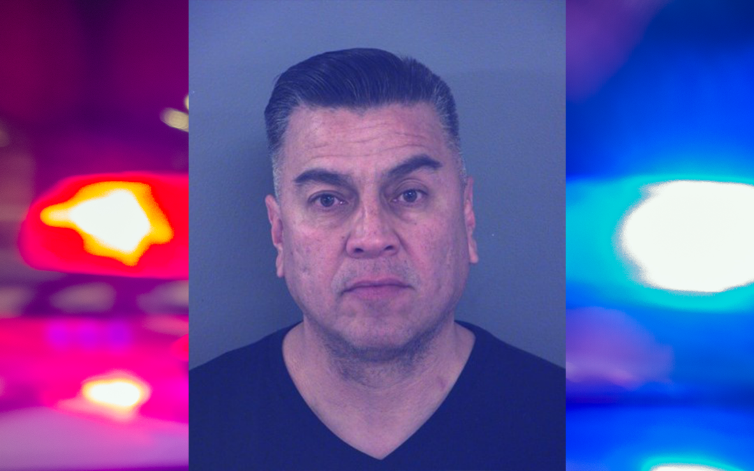 Agente de libertad condicional arrestado por posesión de drogas en El Paso