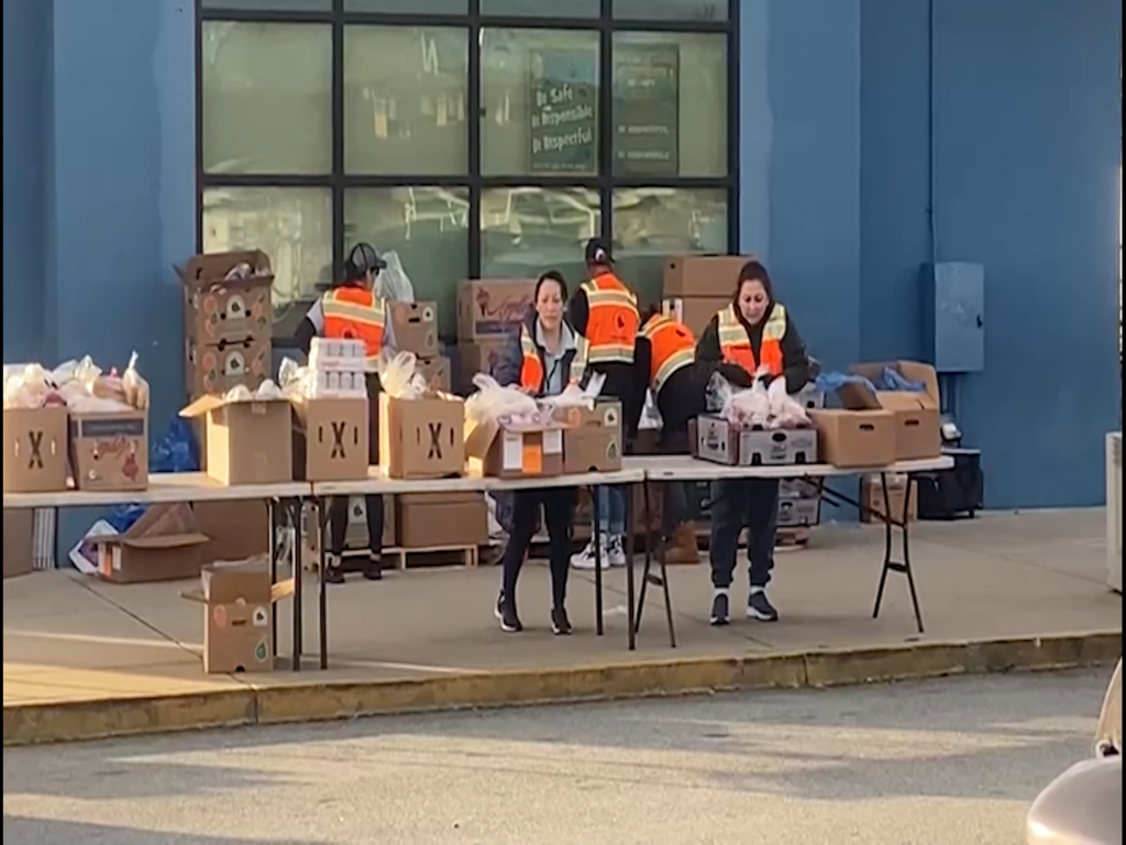 Lucha Contra La Inseguridad Alimentaria: Second Harvest Distribuye Pescado Fresco A Familias Necesitadas En El Condado De Santa Cruz - Noticias Notivalle Lucha Contra La Inseguridad Alimentaria: Second Harvest Distribuye Pescado Fresco A Familias Necesitadas En El Condado De Santa Cruz