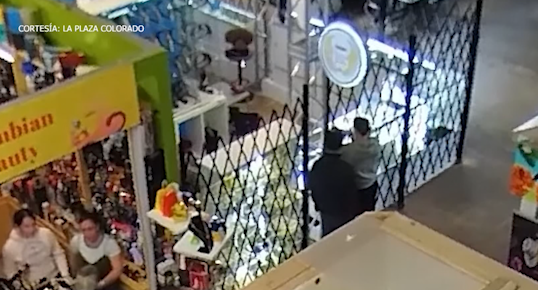 Robo en Joyería de Aurora: La Policía Investiga y Solicita Ayuda a la Comunidad