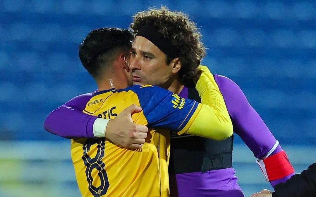 Guillermo Ochoa en el centro de la polémica: Errores cruciales en la derrota del Limassol