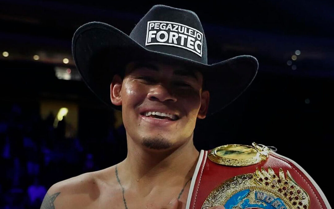 Vaquero Navarrete Logra Maestría en el Ring: Nocaut Técnico Contra Sugar Núñez