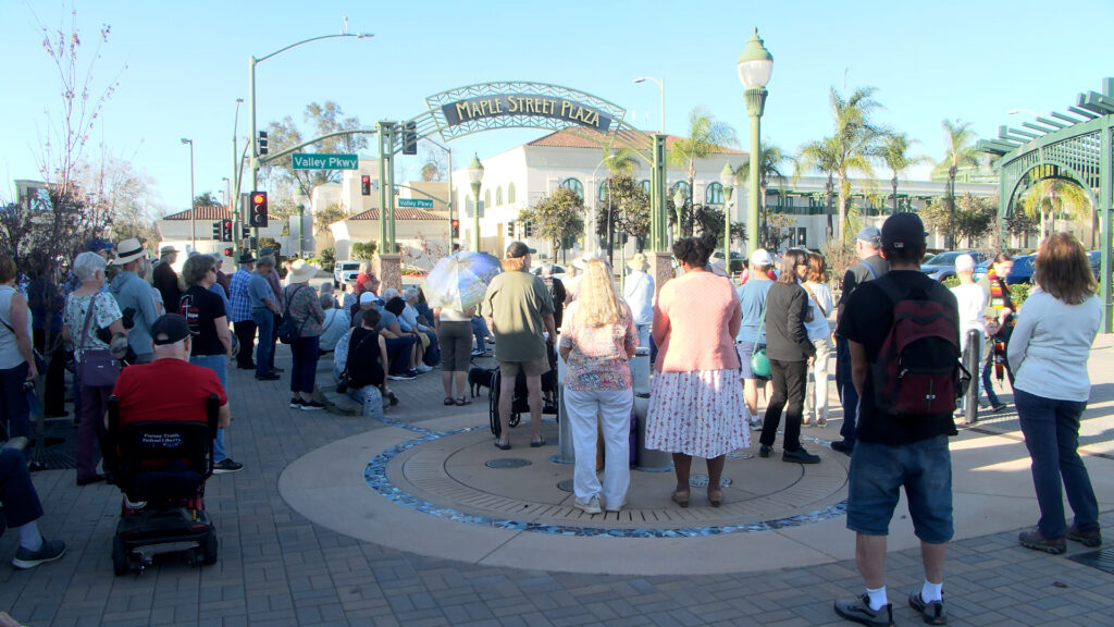 Vigilia Por La Paz En Escondido: Un Llamado A La Unidad Ante Las Redadas Migratorias - Noticias Notivalle Vigilia Por La Paz En Escondido: Un Llamado A La Unidad Ante Las Redadas Migratorias