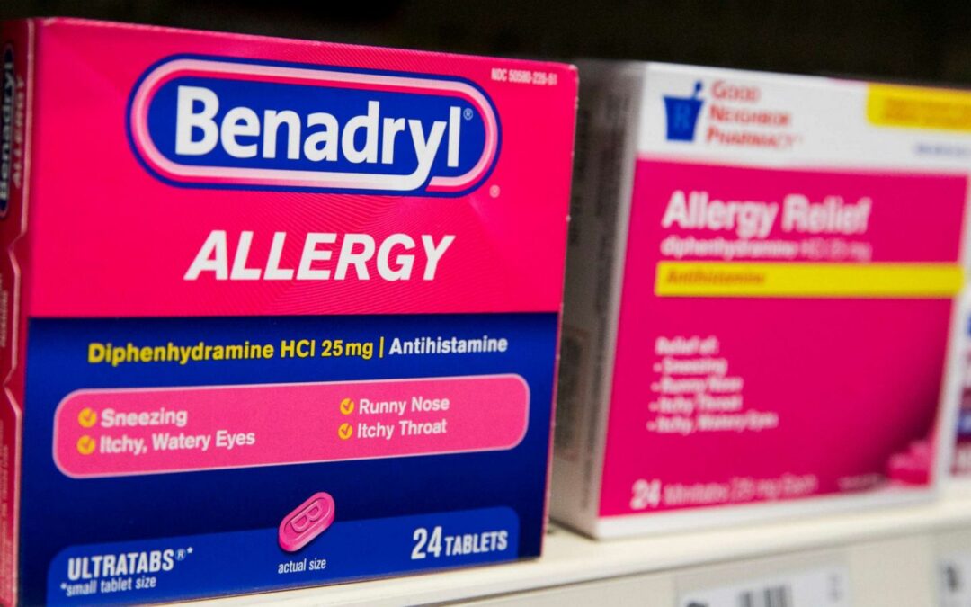 El peligroso ‘Benadryl challenge’: Alerta para adolescentes y escuelas en Denver