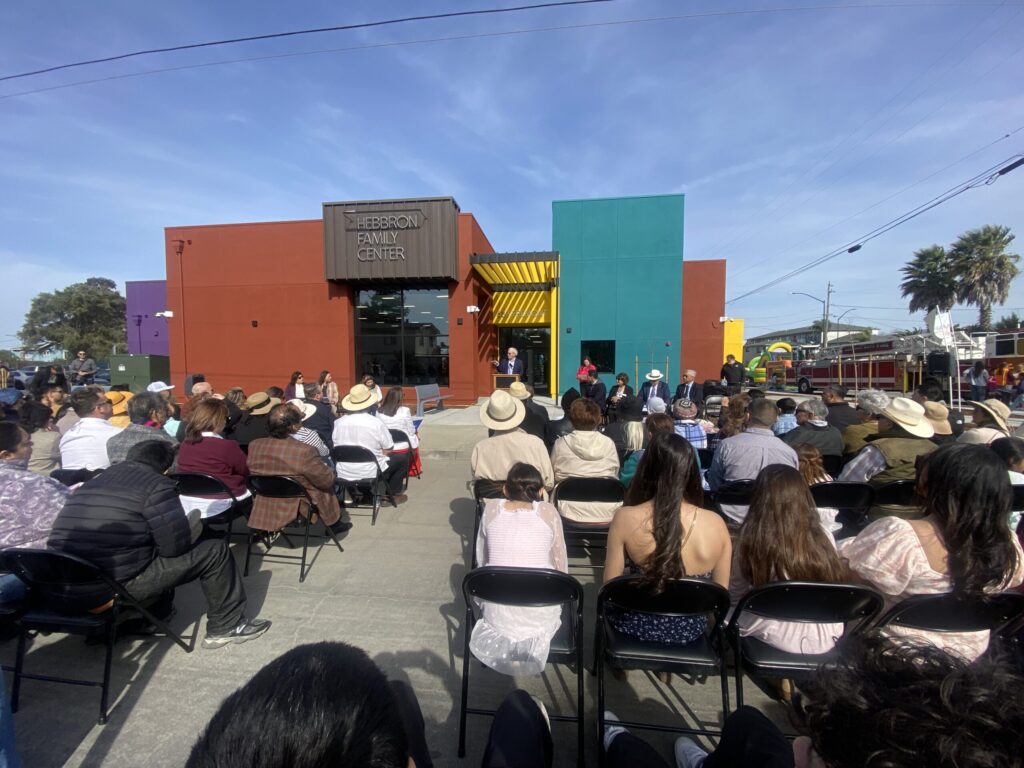 Reapertura Del Centro Familiar Hebbron: Un Nuevo Espacio De Apoyo Comunitario En Salinas