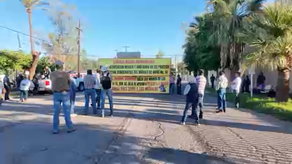 Productores del Valle de Mexicali protestan frente a Conagua por pagos adeudados