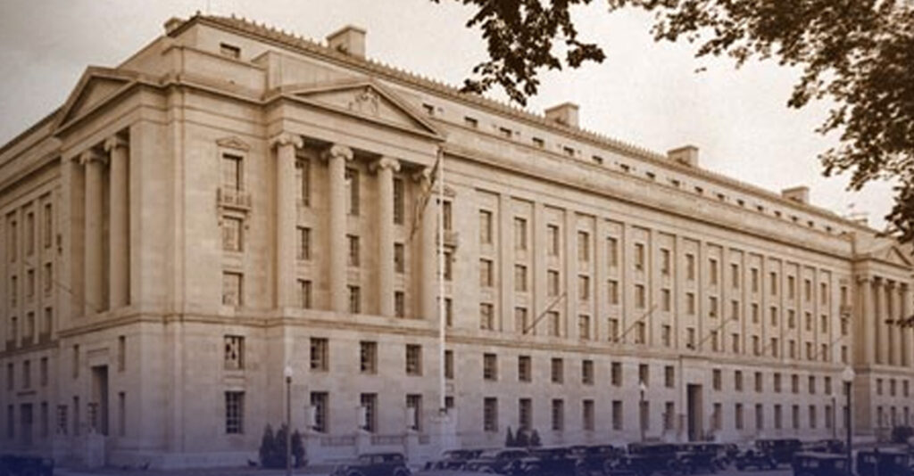 Incendio Provocado En Albuquerque: Samantha Lee Enfrenta Cargos Federales Por Daños Al Almacén - Noticias Notivalle Incendio Provocado En Albuquerque: Samantha Lee Enfrenta Cargos Federales Por Daños Al Almacén