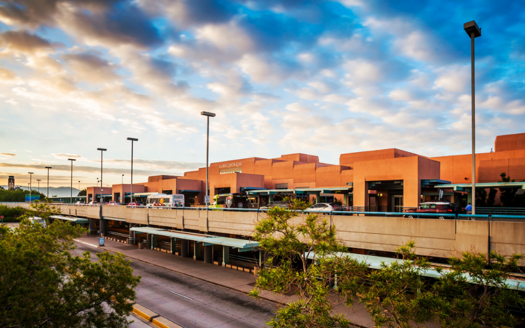 Reanudación de operaciones en el Sunport de Albuquerque tras amenazada de seguridad