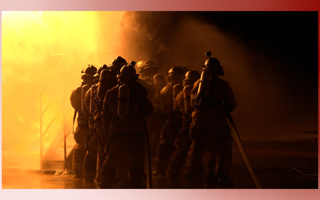 Cadetes de Bomberos de Laredo Superan Prueba de Fuego en Entrenamiento Intensivo
