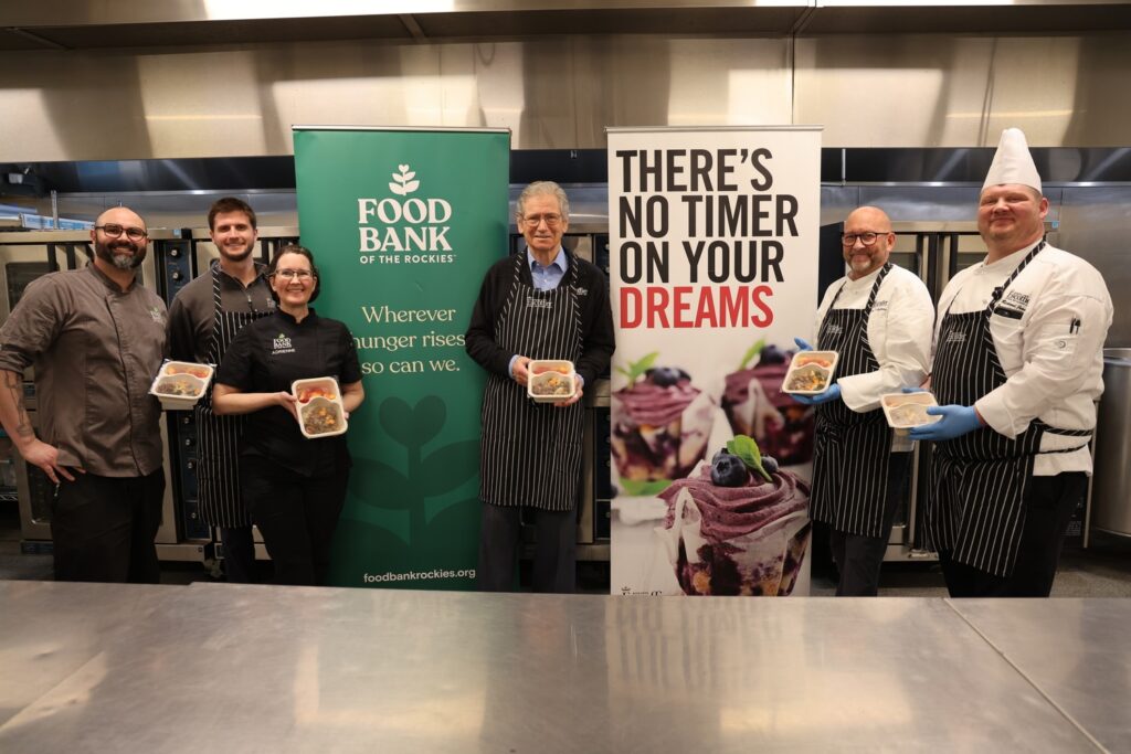 Nuevo Programa Culinario Del Banco De Alimentos: Capacitación Laboral Para Combatir La Inseguridad Alimentaria