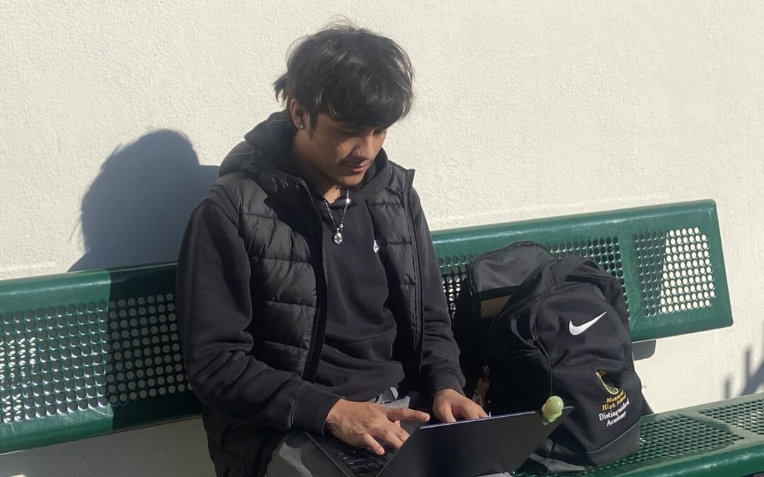 Carlos Velasco: Estudiante de la Preparatoria de Monterey que Obtiene Beca Completa para Princeton