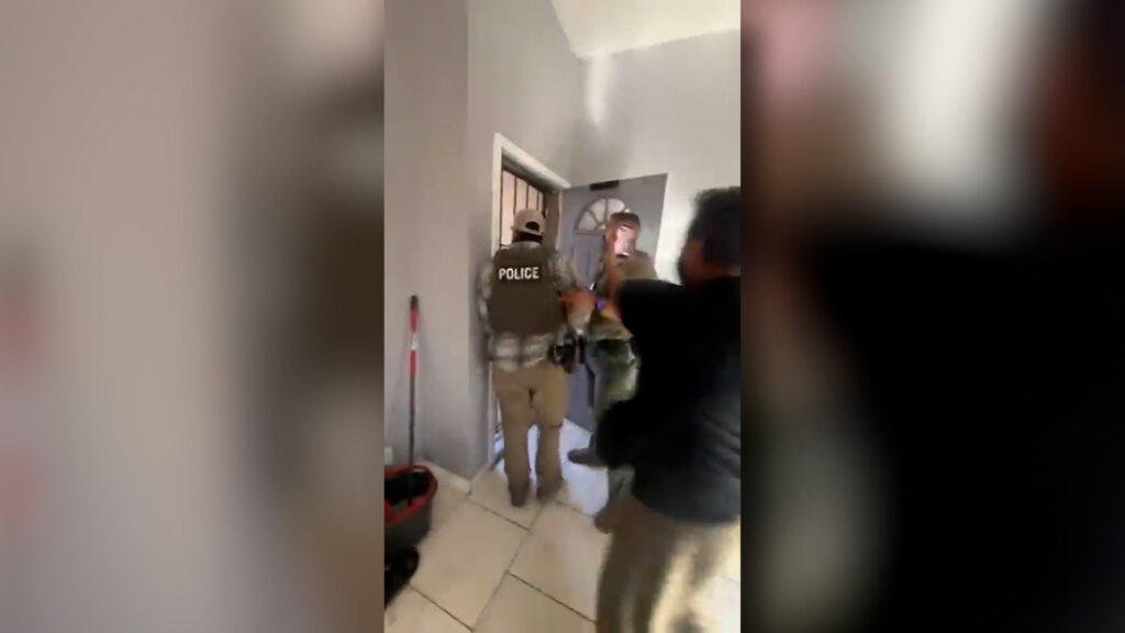 Denuncia De Familia En San Antonio: Agentes Federales Ejecutan Operativo Violento Sin Orden Judicial