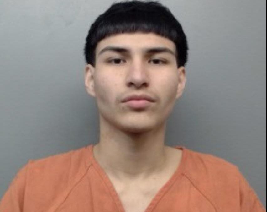 Arresto en el Condado de Webb por Posesión de Sustancias Controladas durante Patrullaje Policial