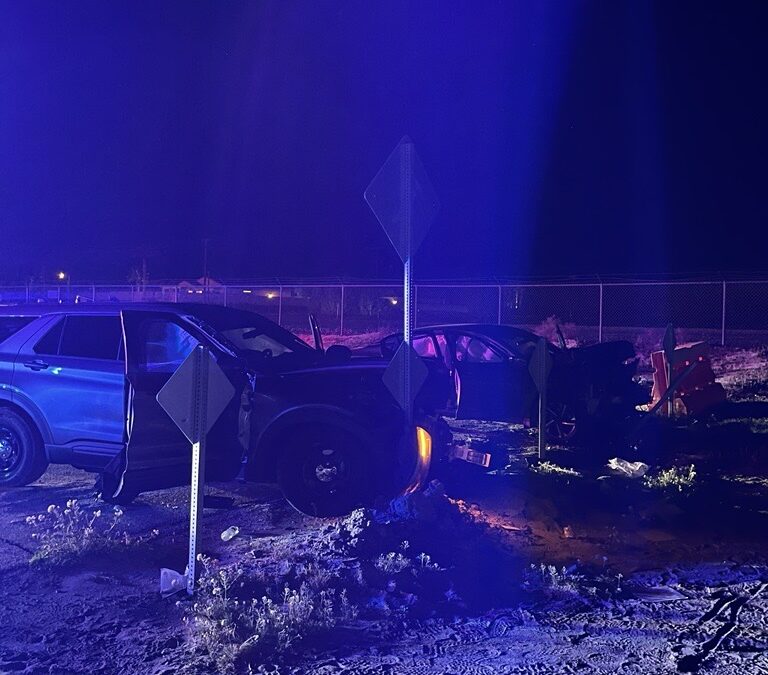 Conductor arrestado por DUI tras chocar contra patrulla de policía en Indio