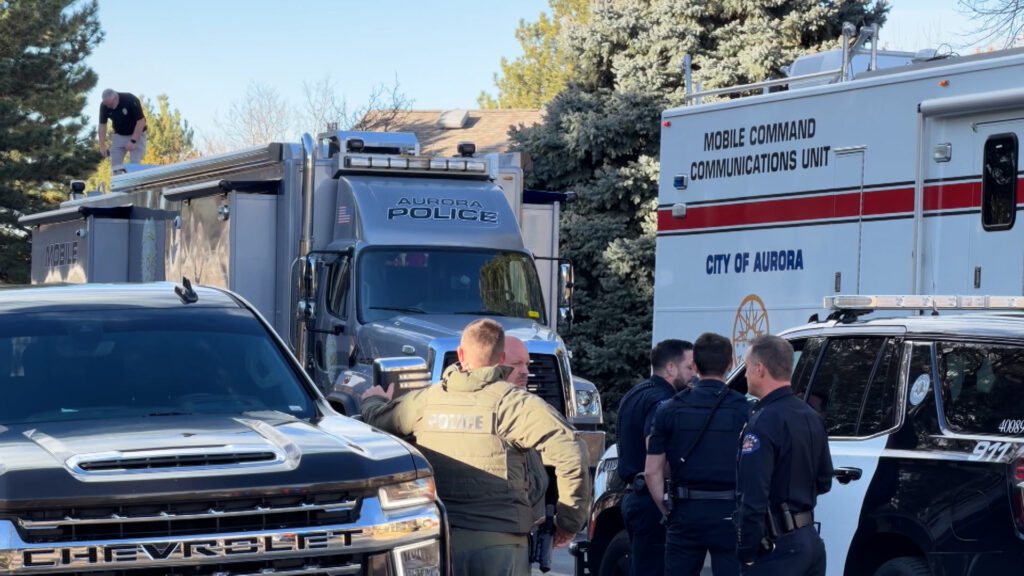 Disparos En Apartamentos Heather Gardens De Aurora Generan Tensión En Adultos Mayores