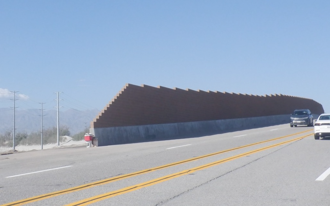 Palm Springs Completa Construcción del Muro Contra el Viento en Gene Autry Trail