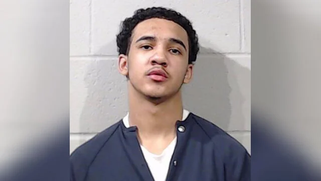 Condena de 21 Años para Menor Juzgado como Adulto por Tiroteo en Wichita