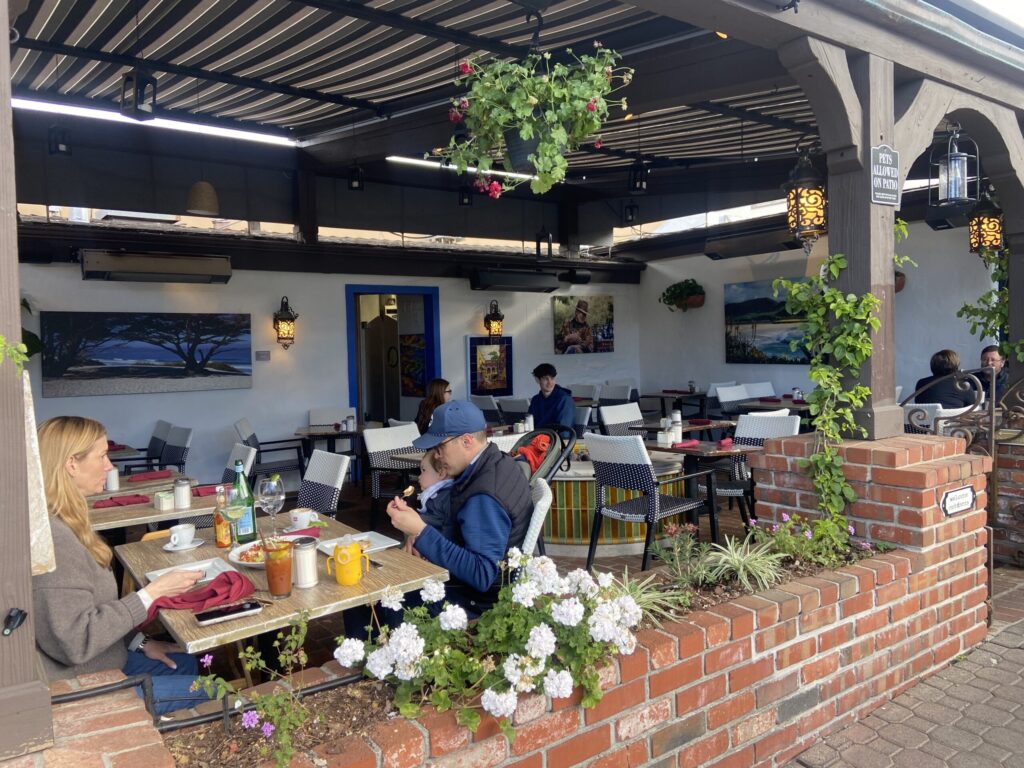 El At&Amp;T Pebble Beach Pro-Am Fortalece La Economía Local Y El Turismo En Carmel