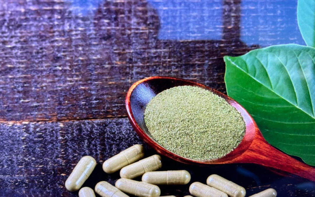 Legisladores de Kansas Consideran Clasificar el Kratom como Droga de Nivel 1
