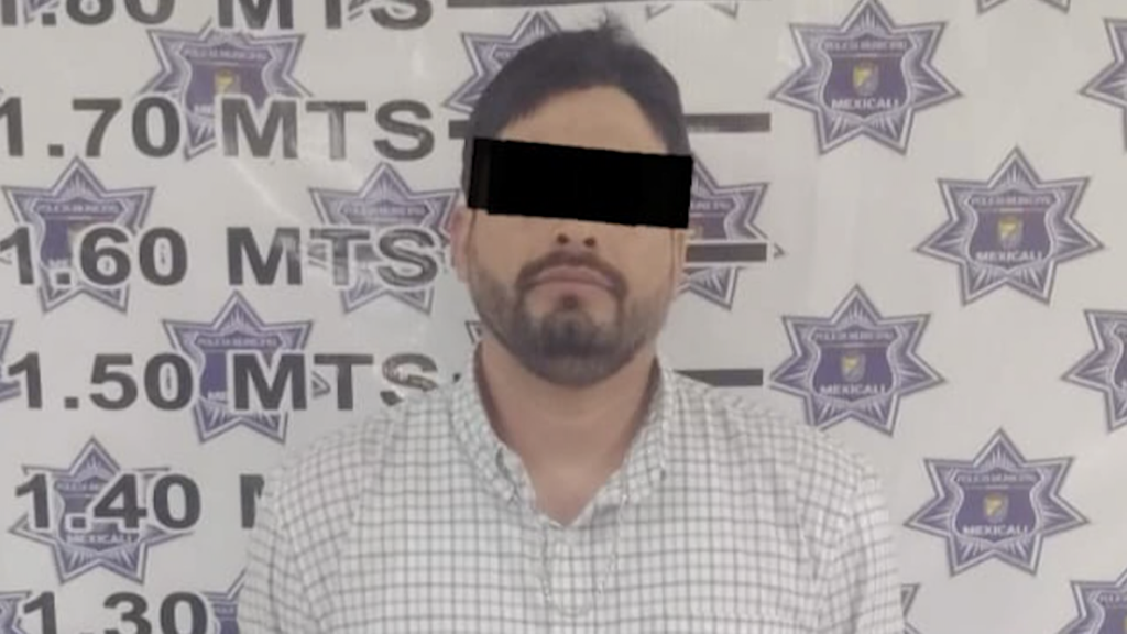 Detención De Hombre En El Valle De Mexicali Por Agresión A Mujer Y Daños A Patrulla - Noticias Notivalle Detención De Hombre En El Valle De Mexicali Por Agresión A Mujer Y Daños A Patrulla