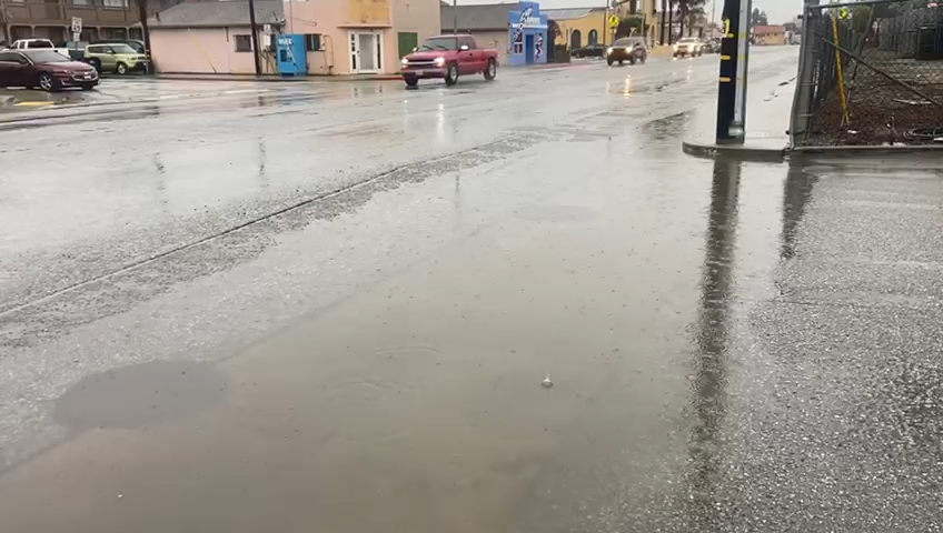Alertas Meteorológicas en la Costa Central: Vientos Fuertes y Riesgo de Inundaciones
