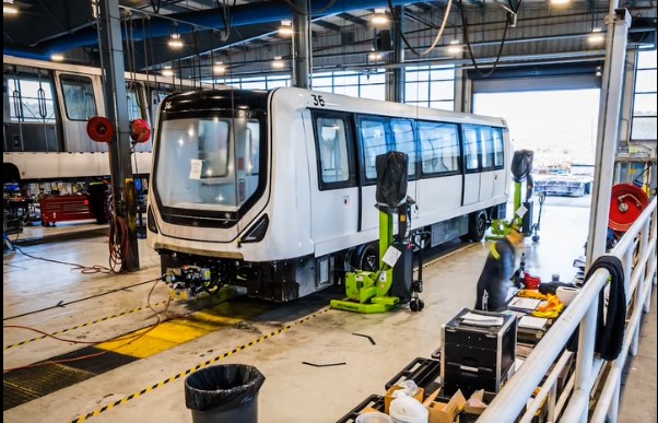 Modernización del Sistema de Transporte Interno en el Denver International Airport con Nuevos Vagones