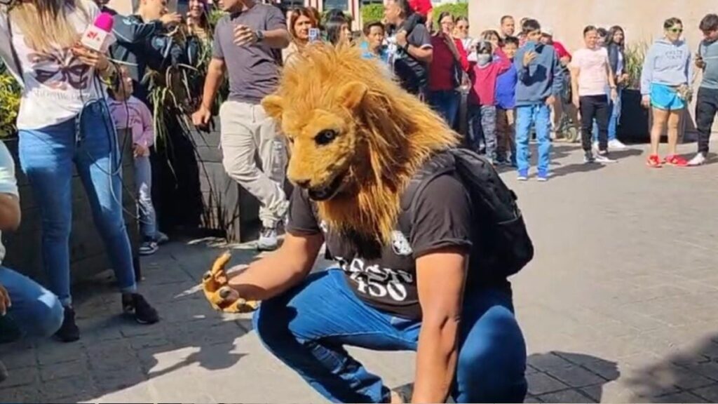 ¿Un Solo Therians En León? La Convivencia En El Arco De La Calzada Sorprende A Todos