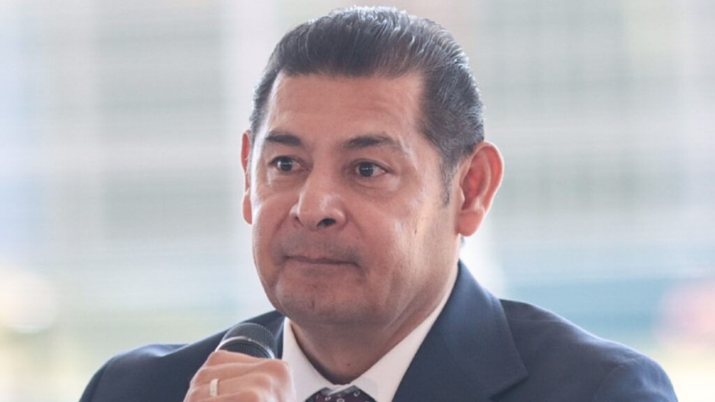 Apoyos Gubernamentales Para Los Hijos De Karina Y Alexandro, Asesinados En Tlaxcala