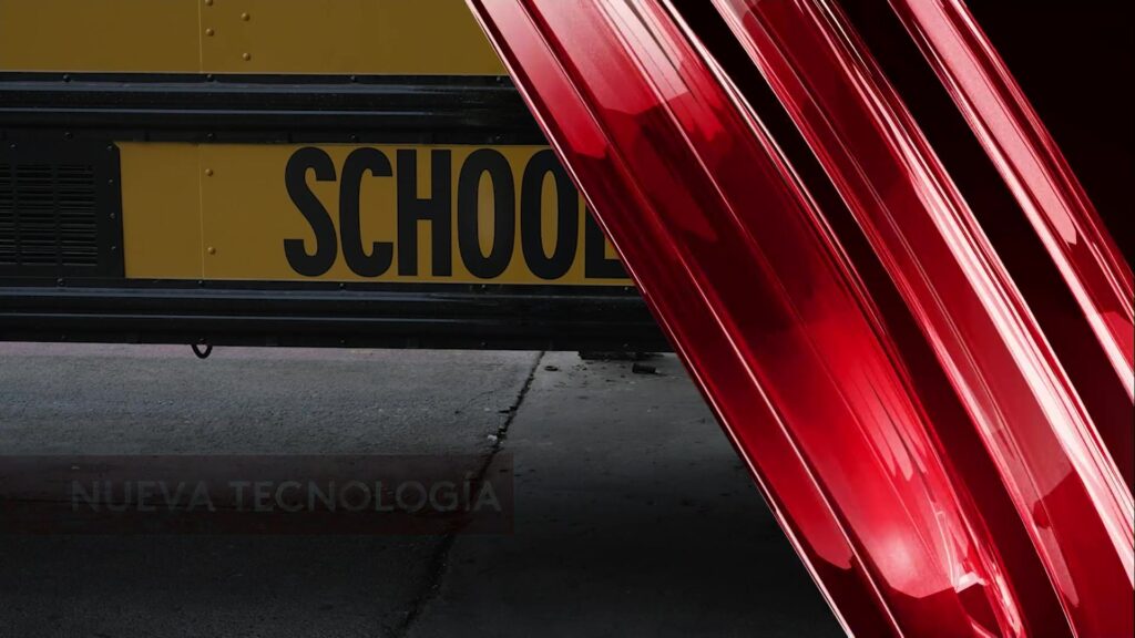 Mejoras En Seguridad: La Tecnología En Autobuses Escolares Del Distrito Escolar De Donna
