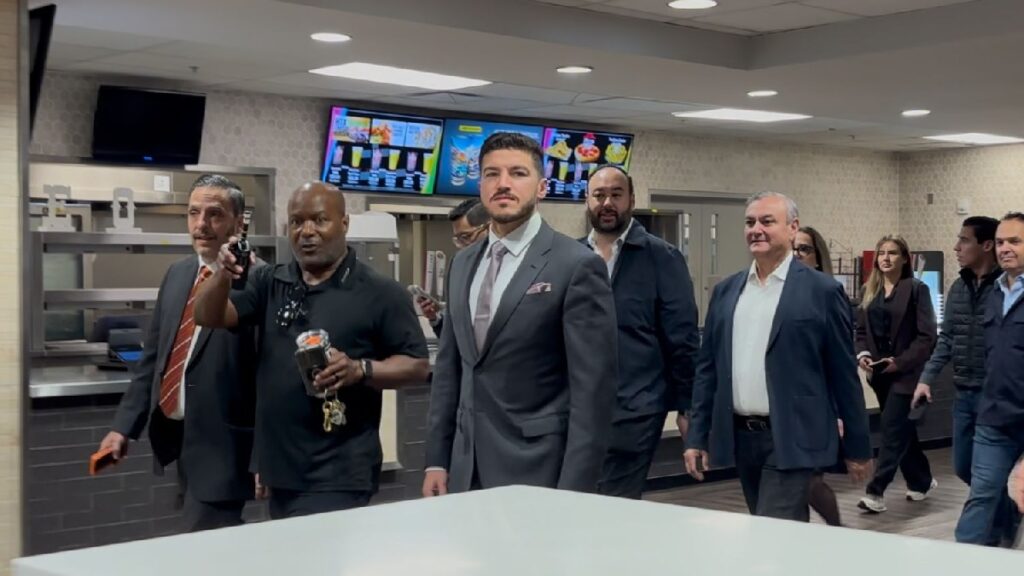 Samuel García Y El Comité Coordinador De Nuevo León Preparan El Camino Hacia La Fifa 2026 En El Nrg Stadium - Noticias Notivalle Samuel García Y El Comité Coordinador De Nuevo León Preparan El Camino Hacia La Fifa 2026 En El Nrg Stadium