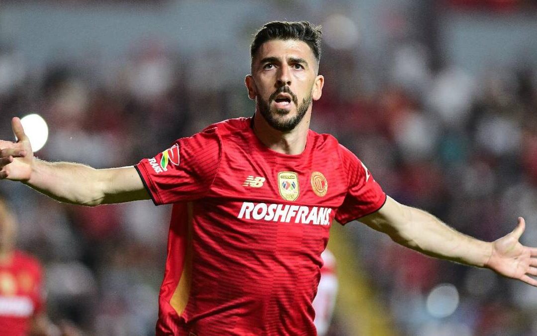 Toluca Triunfa sobre Necaxa: Doblete de Paulinho en la Liga MX